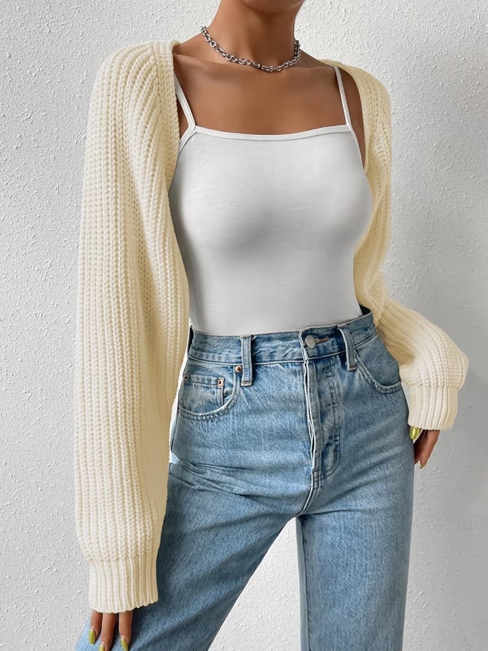 Chunky Knit Bolero Shrug in BEIGE - Picture 3 of 4